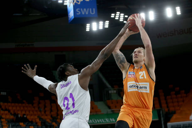 的门前嗅觉 的门前嗅觉