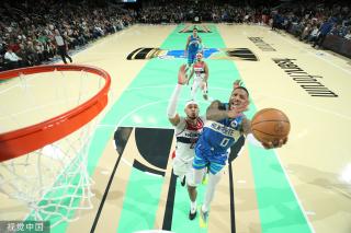 队因交通堵 队因交通堵