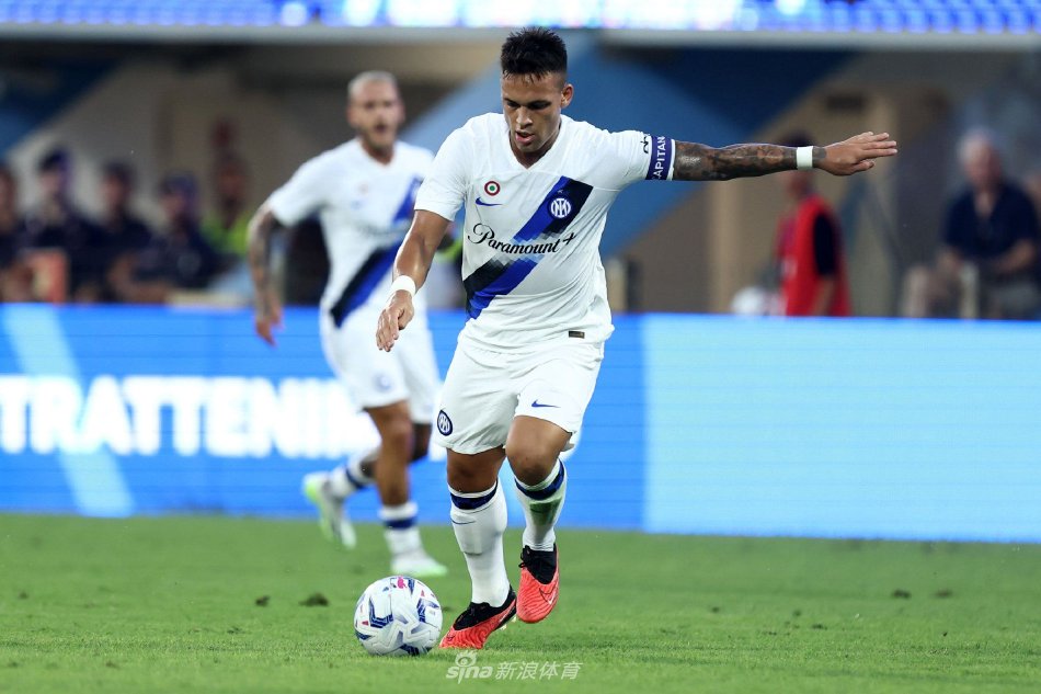 罗马诺在其 罗马诺在其