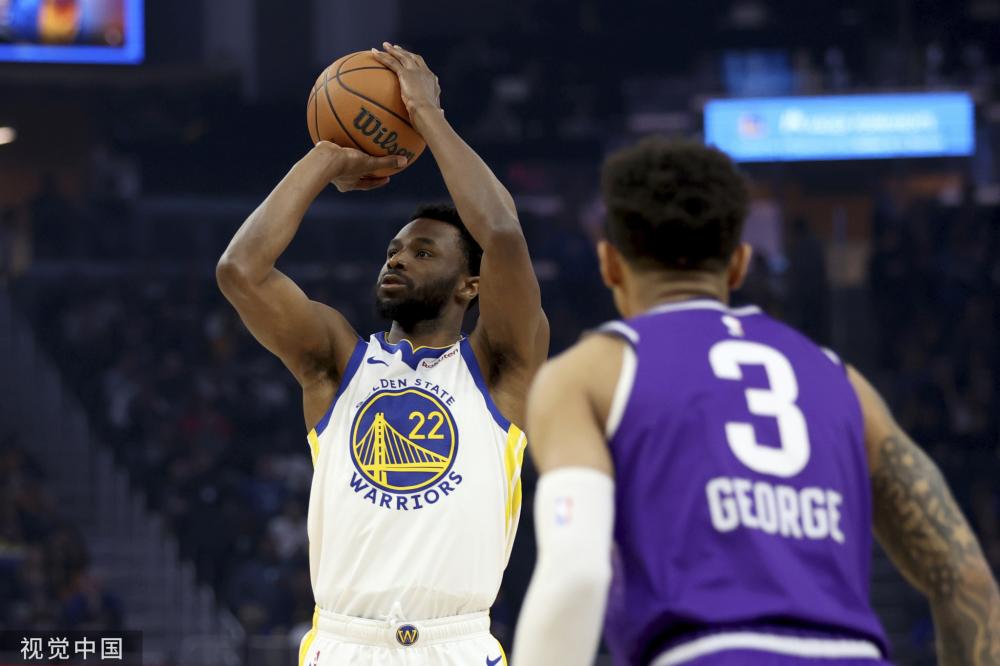 的对比中显 的对比中显